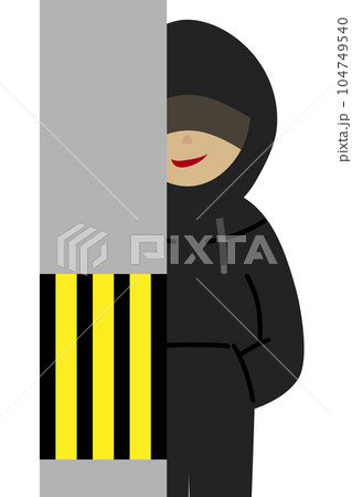 電信柱に隠れて様子を伺う全身黒ずくめの怪しい人物。犯罪者のイメージ。 104749540