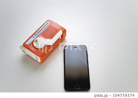 スマホに充電できる防災ラジオ スマホに充電できる防災ラジオ 104759374