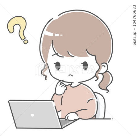 ノートPCを見て「はてなマーク」を浮かべる女性 ノートPCを見て「はてなマーク」を浮かべる女性 104760683