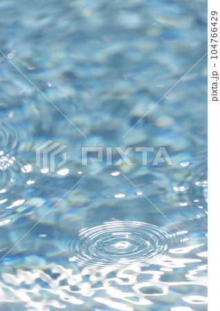 水面の波紋 水面の波紋 104766429