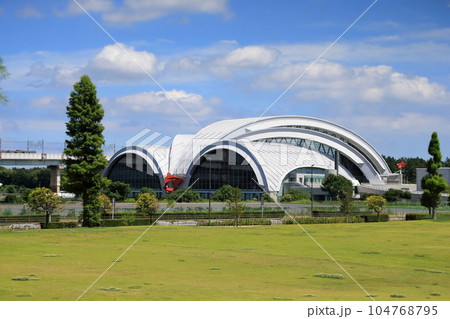 東京辰巳国際水泳場外観（東京都江東区） 104768795