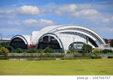 東京辰巳国際水泳場外観（東京都江東区） 104768797