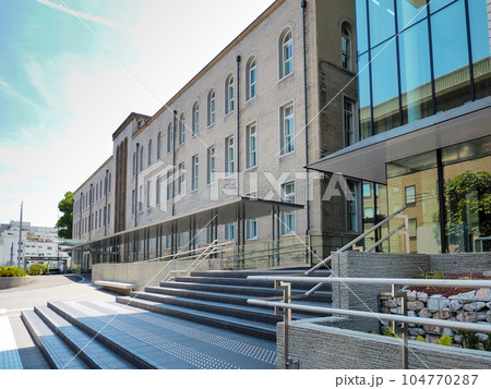 京都の文化庁舎 104770287