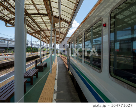 天竜浜名湖鉄道の掛川駅 104771027
