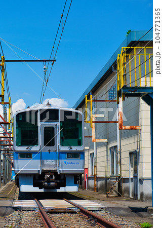 小田急電鉄 大野総合車両所の車両 検車区の風景 小田急電鉄 大野総合車両所の車両 検車区の風景 104771365