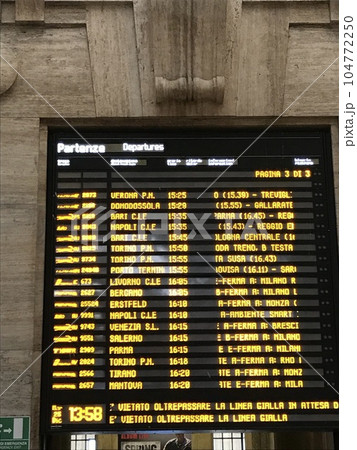 イタリア ミラノ 中央駅 イタリア ミラノ 中央駅 104772250