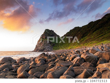 夕景芥屋の大門 104772313