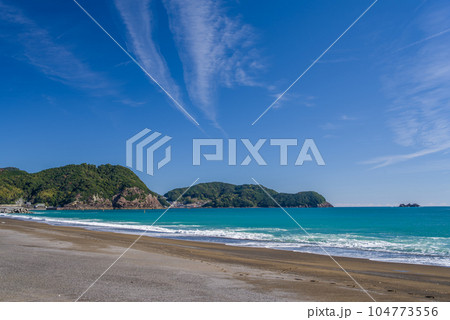 三重・熊野灘【七里御浜海岸】 三重・熊野灘【七里御浜海岸】 104773556
