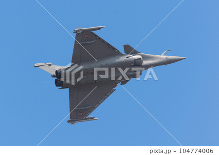 フランス空軍ラファール戦闘機上昇 フランス空軍ラファール戦闘機上昇 104774006