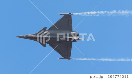 フランス空軍ラファール戦闘機ディスプレイチーム フランス空軍ラファール戦闘機ディスプレイチーム 104774011