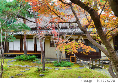 鎌倉　紅葉が美しい一条恵観山荘 104778778