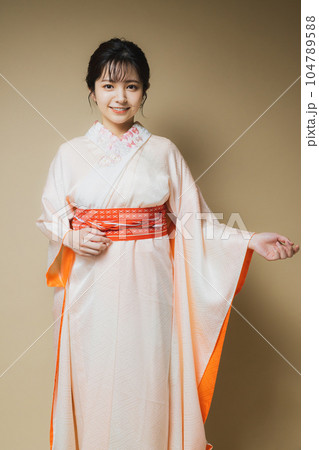 振袖　長襦袢　刺繍半襟 104789588
