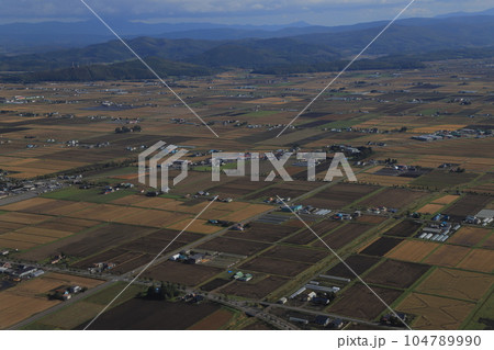 飛行機から見た北海道の田園風景 飛行機から見た北海道の田園風景 104789990
