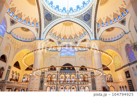 Interior view of the Camlica Mosque in Istanbul, Turkey. 104794925