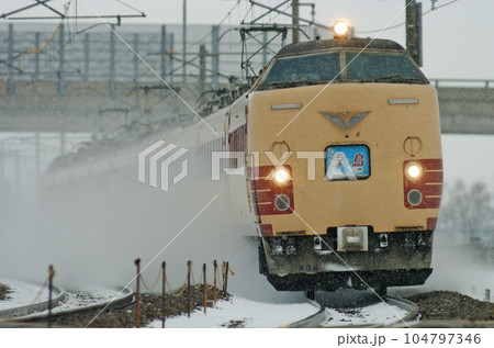北陸本線 加賀笠間ー美川 JR西日本 485系 A08編成(京都) 雷鳥 北陸本線 加賀笠間ー美川 JR西日本 485系 A08編成(京都) 雷鳥 104797346