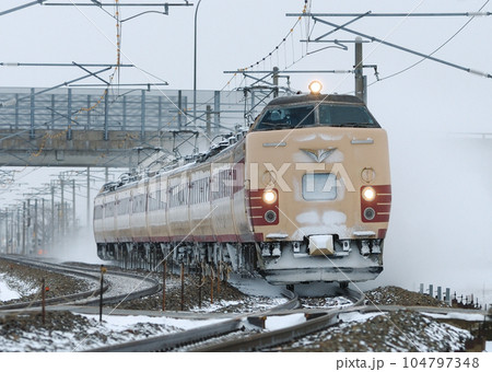 北陸本線 加賀笠間ー美川 JR西日本 485系 A07編成(京都) 雷鳥 北陸本線 加賀笠間ー美川 JR西日本 485系 A07編成(京都) 雷鳥 104797348
