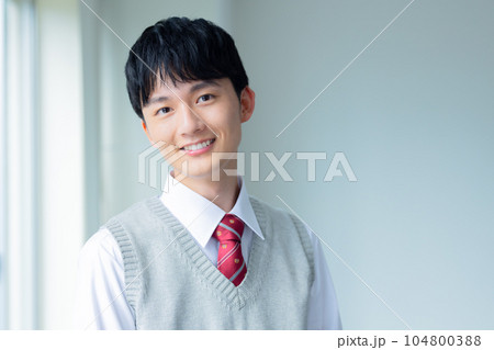 学生　男子学生のポートレート 104800388