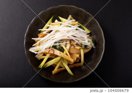 メンマとキュウリのピリ辛和え 104806679