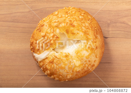 チーズフランスパン 104808872