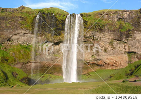 アイスランドの滝 セリャラントスフォス アイスランドの滝 セリャラントスフォス 104809518