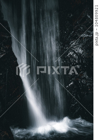 鼓ヶ滝(神戸市・有馬温泉) 鼓ヶ滝(神戸市・有馬温泉) 104809921