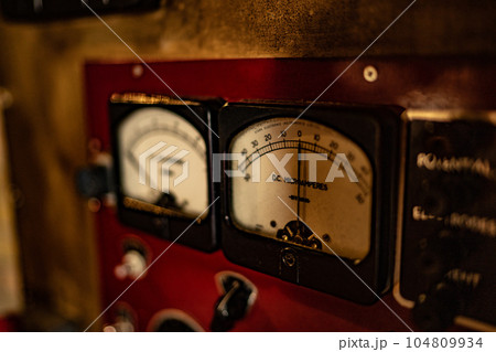 プラントの計量器・メーター 104809934