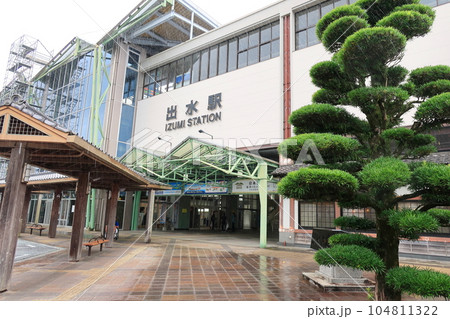 雨模様の肥薩おれんじ鉄道、薩摩大川駅から出水駅までの車窓風景(2022年) 104811322