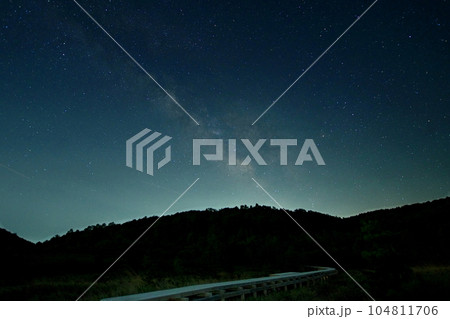 磐梯吾妻スカイライン 浄土平の満天の星空/福島県福島市 磐梯吾妻スカイライン 浄土平の満天の星空/福島県福島市 104811706