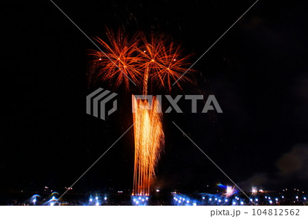 大曲花火大会 2022 雨天決行花火 第94回全国花火競技大会 8月27日 秋田県大仙市 大曲花火大会 2022 雨天決行花火 第94回全国花火競技大会 8月27日 秋田県大仙市 104812562