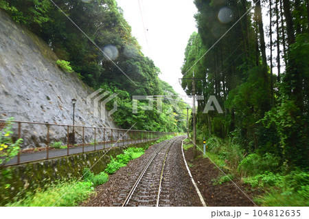 雨模様の肥薩おれんじ鉄道、出水駅から湯浦駅までの車窓風景(2022年) 104812635