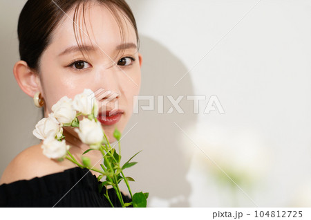 若い女性 クラシカルビューティ 若い女性 クラシカルビューティ 104812725