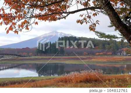 津軽富士見湖 岩木山(青森県 北津軽郡) 津軽富士見湖 岩木山(青森県 北津軽郡) 104812761