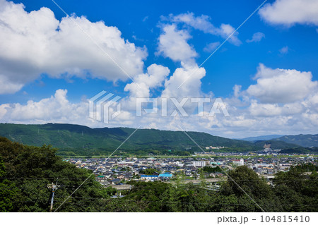 天神池展望所から見る薩摩川内市の街並み 104815410