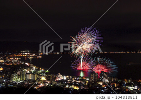 【長野県】諏訪湖の花火大会 104818811