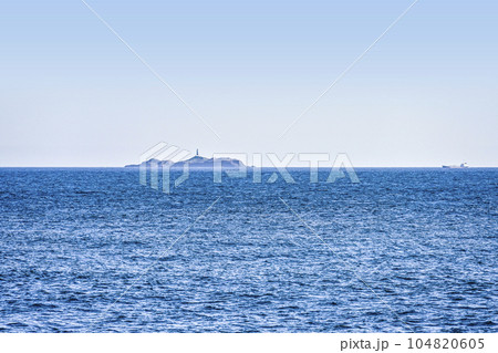 須崎恵比須島から見る神子元島 104820605