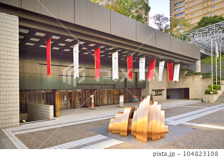 サントリーホール 104823108