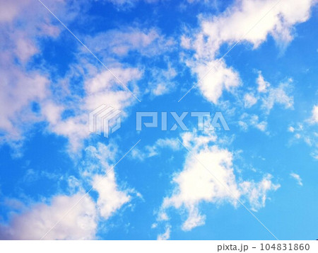 青い空と白い雲 104831860