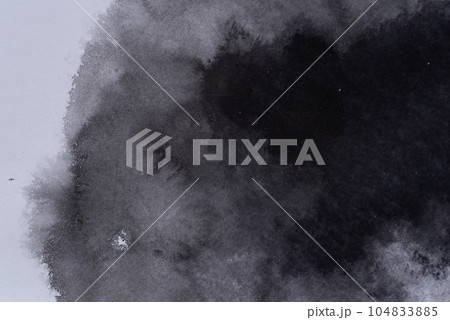 滲む黒いインク 104833885