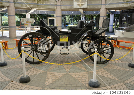 寄贈品の馬車 ～相模原麻溝公園 ふれあい動物広場～ 104835849