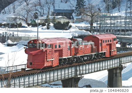 大糸線　小滝ー根知　JR西日本　DD16-304（糸魚川） 104840820