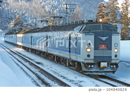 信越本線　関山ー二本木　JR西日本　583系　B4編成（京都）　シュプール 104840829