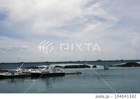 上天草のウォーキングコース 初夏の風景 上天草のウォーキングコース 初夏の風景 104841382