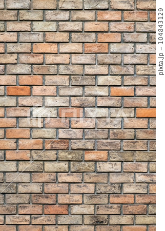 old brick wall background 104843129