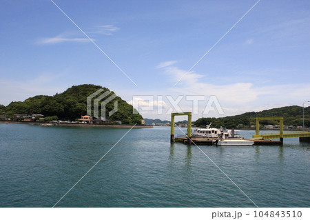 上天草のウォーキングコース　初夏の風景 104843510