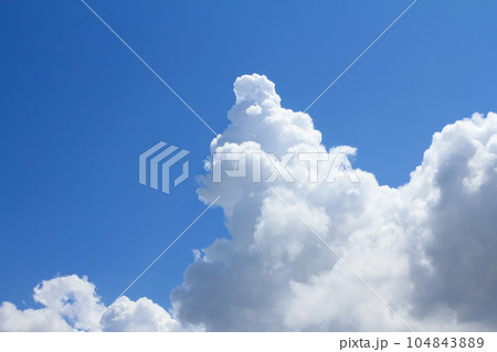 真夏の入道雲 104843889