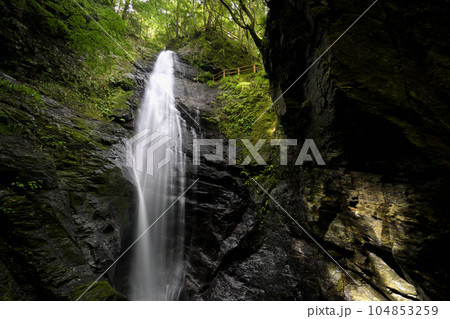 蜻蛉の滝(奈良県吉野郡川上村) 蜻蛉の滝(奈良県吉野郡川上村) 104853259
