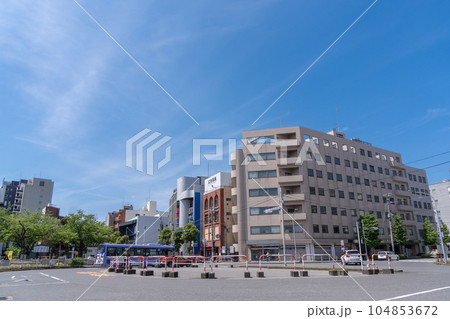 駅前風景　馬橋駅 104853672