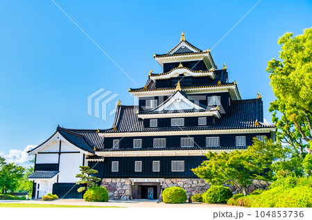岡山城　漆黒の天守閣 104853736