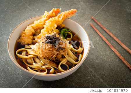 Japanese ramen noodles with shrimps tempura Japanese ramen noodles with shrimps tempura 104854979