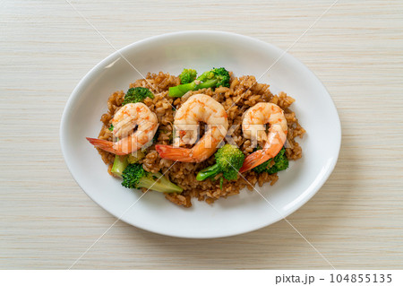 fried rice with broccoli and shrimps fried rice with broccoli and shrimps 104855135